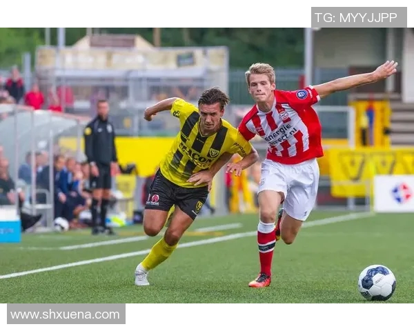 埃因霍温青年队迎战罗达球队全力争胜展现青春风采